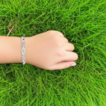 Bulk Sale Price Promotion Different Shape Metal Bracelets - Image 3