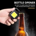 Multi-functional Outdoor Keychain Light with 800Lm COB and 3 Lighting Modes, for Camping, Hiking and Emergencies - Image 5