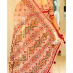 হাফ সিল্ক বুটিক শাড়ি - Image 5