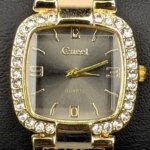 Luxury Golden Ladies Quartz Watch (Black Dial) - Image 3