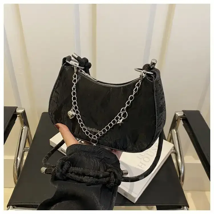 Trendy Mini Shoulder Bag with Chain Detail – Cute Y2K Style Handbag for Women (Black, Green, White) - Image 8