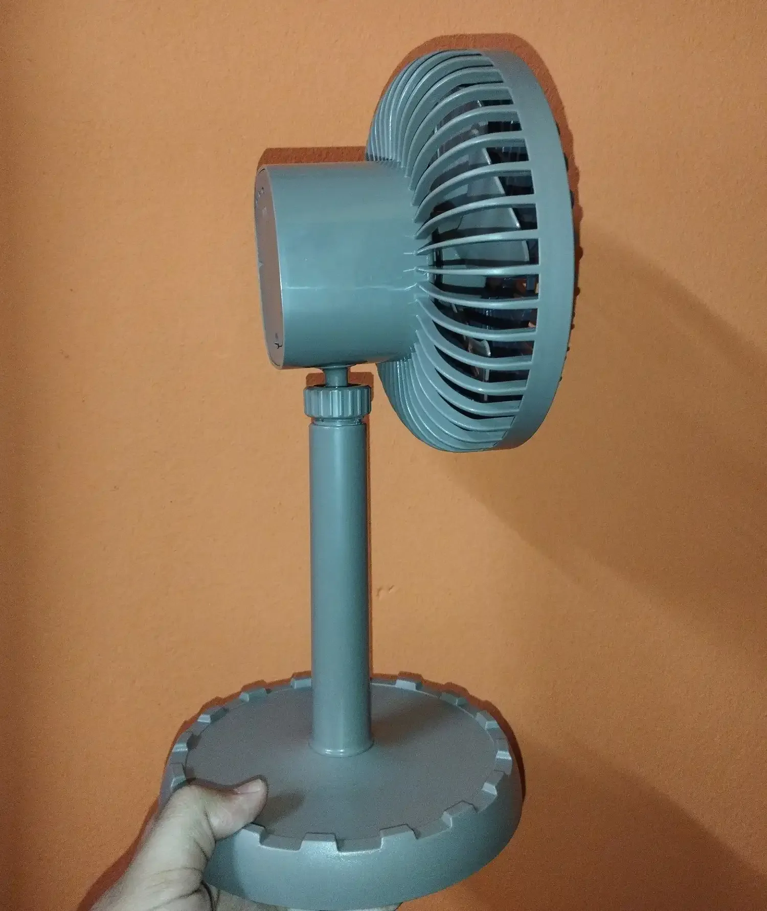 JYSUPER JY-2218 USB Rechargeable Mini Table Fan - Image 4